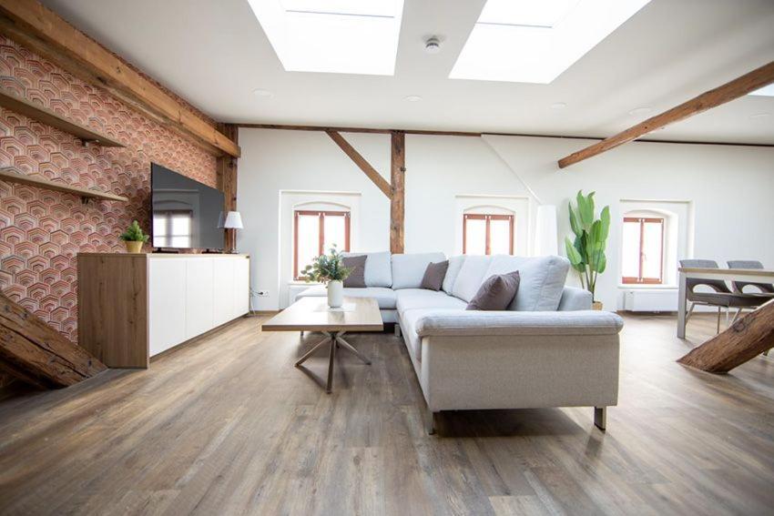 Homestay Exklusive Im Gruenderzeitjuwel *
